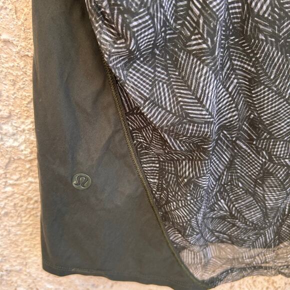 Lululemon Army Green Spaghetti Strap Printed Back Tank Size - Picture 3 of 4